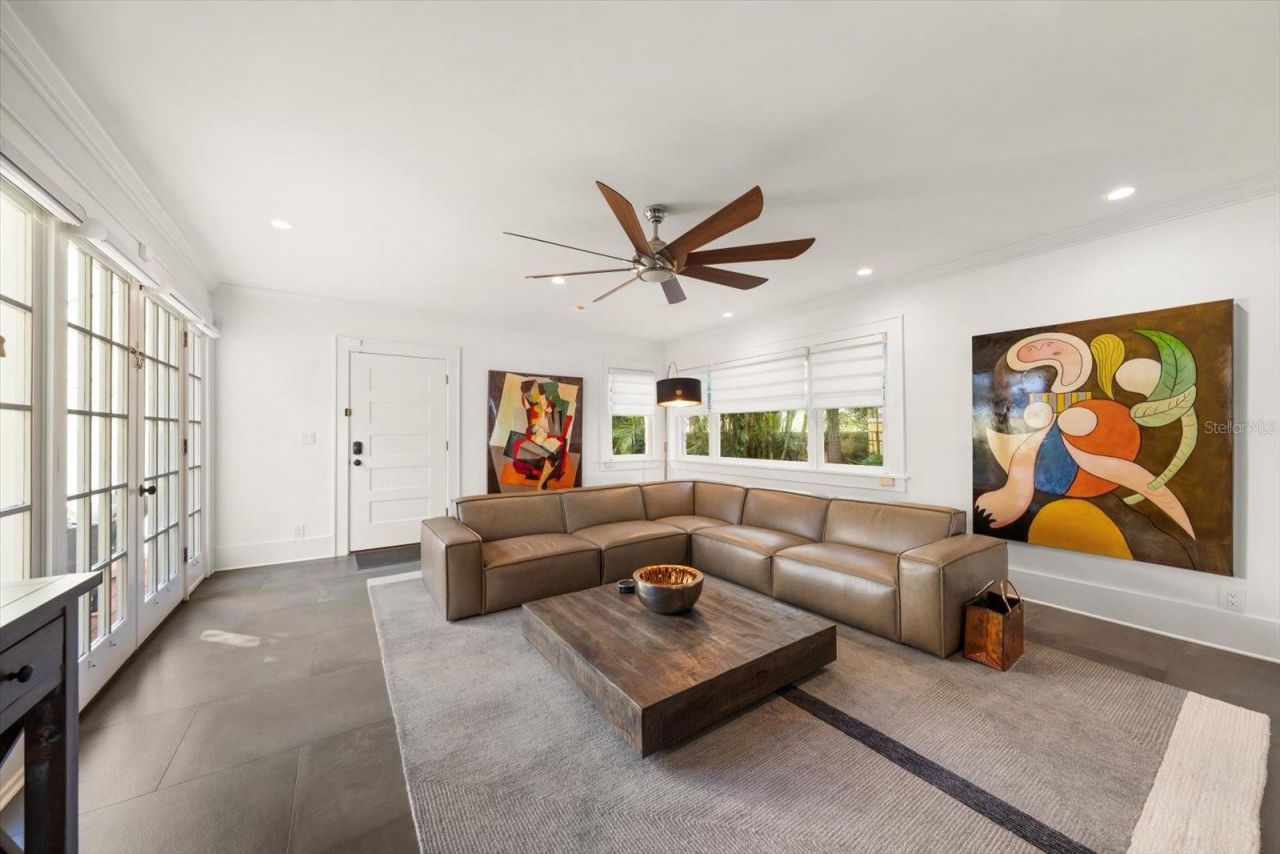 2050 Coffee Pot Boulevard Ne, Saint Petersburg, FL 33704 Photo