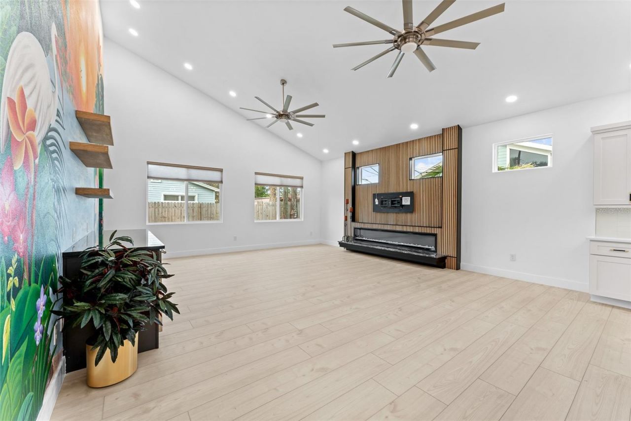 4907 15th Avenue N, Saint Petersburg, FL 33710 Photo