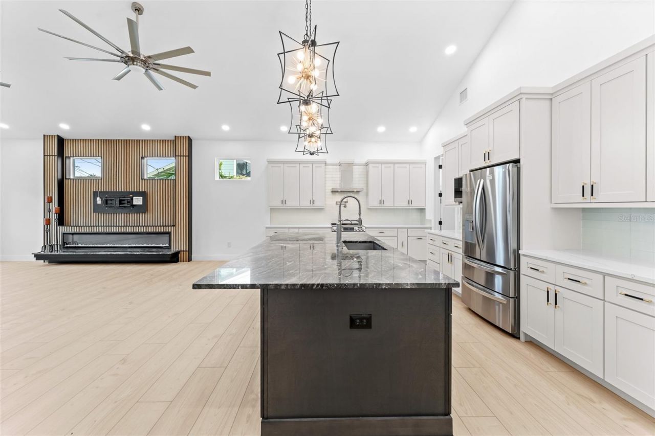 4907 15th Avenue N, Saint Petersburg, FL 33710 Photo