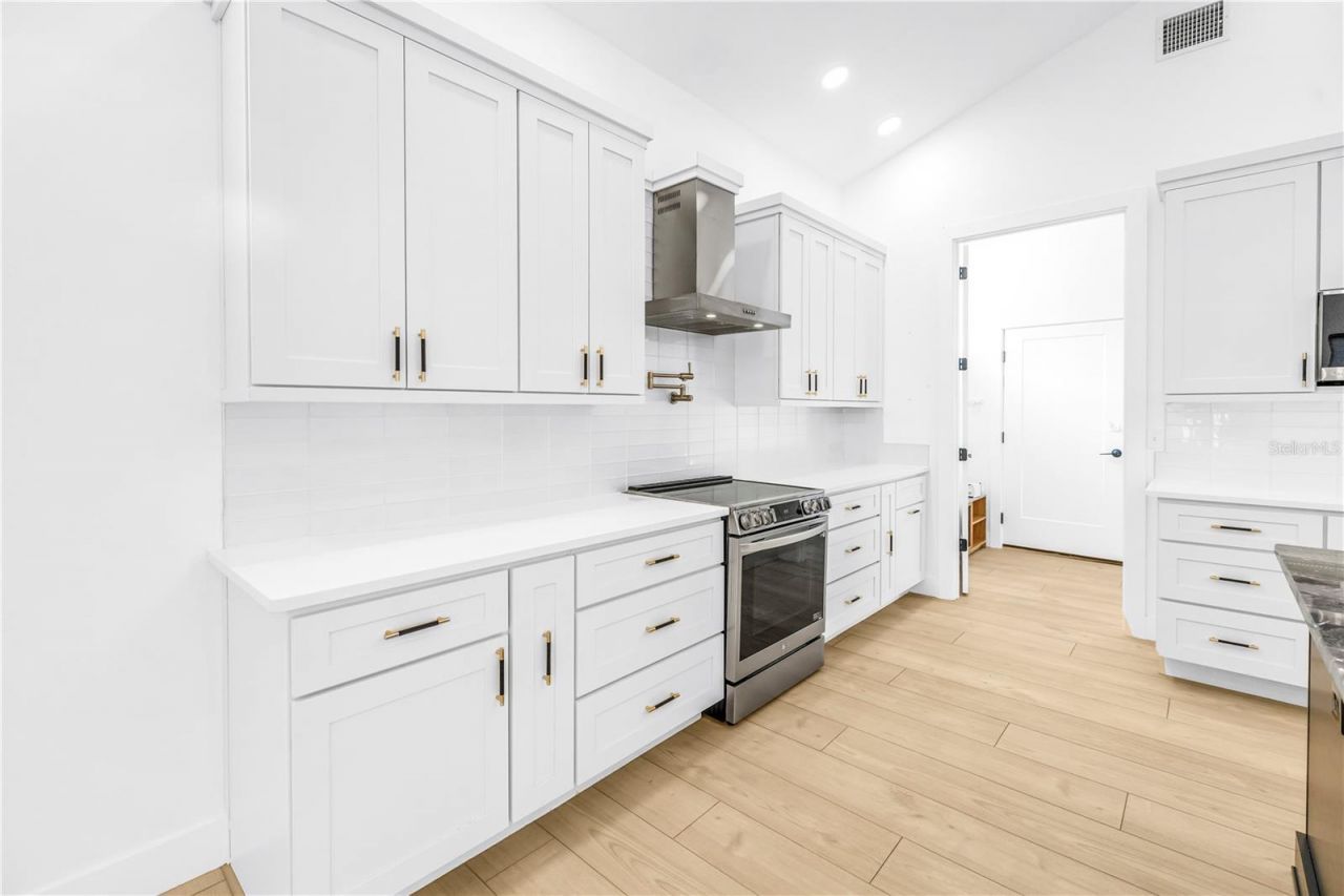 4907 15th Avenue N, Saint Petersburg, FL 33710 Photo