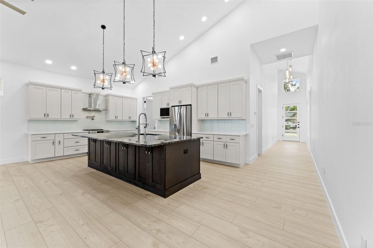 4907 15th Avenue N, Saint Petersburg, FL 33710 Photo