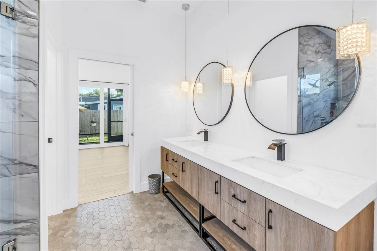4907 15th Avenue N, Saint Petersburg, FL 33710 Photo