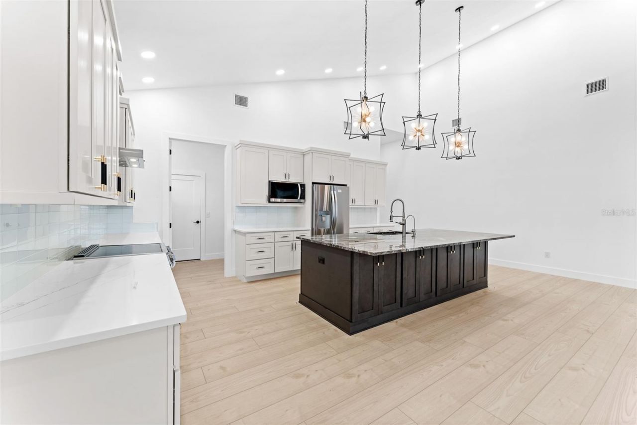 4907 15th Avenue N, Saint Petersburg, FL 33710 Photo