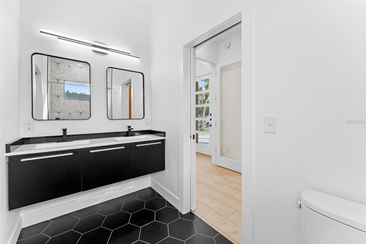 4907 15th Avenue N, Saint Petersburg, FL 33710 Photo