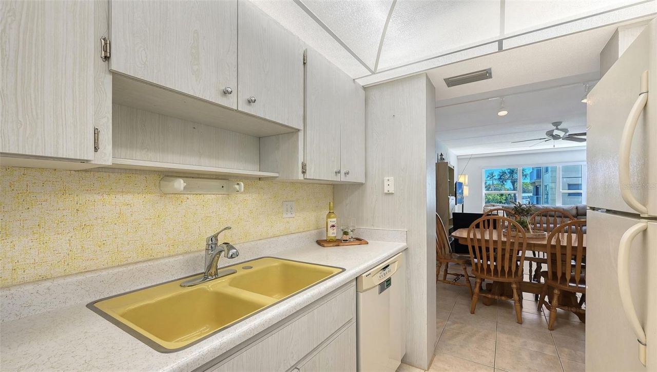 3810 Gulf Of Mexico Drive , Unit F206, Longboat Key, FL 34228 Photo