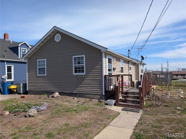 112 Virginia Street, East Alton, IL 62024