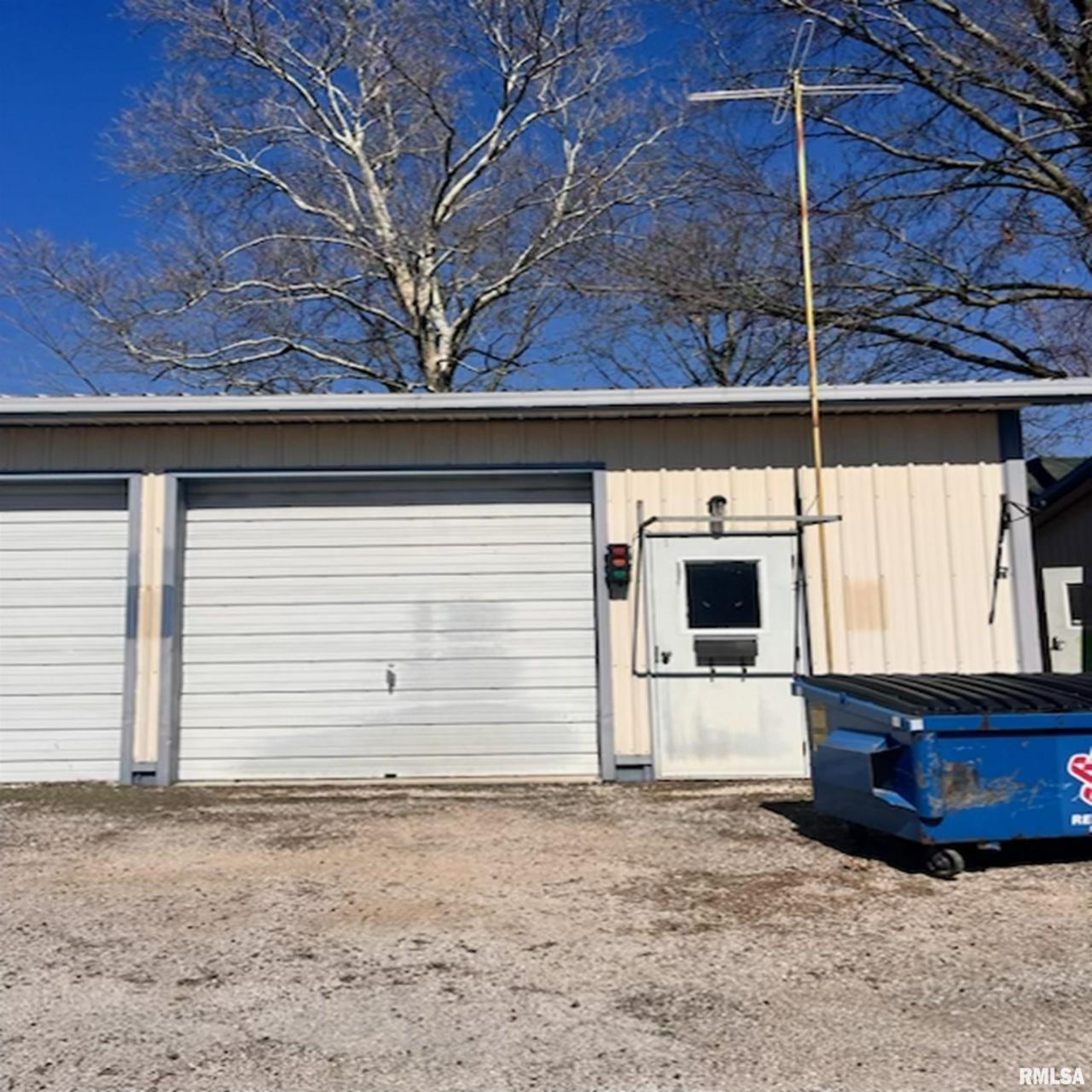 423 N Springfield Street, Virden, IL 62690 Main Photo