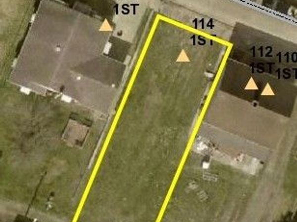 114 1st Avenue, Yorkville, OH 43971