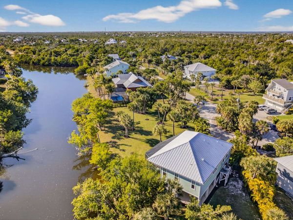 1637 Sabal Sands Rd, Sanibel, FL 33957