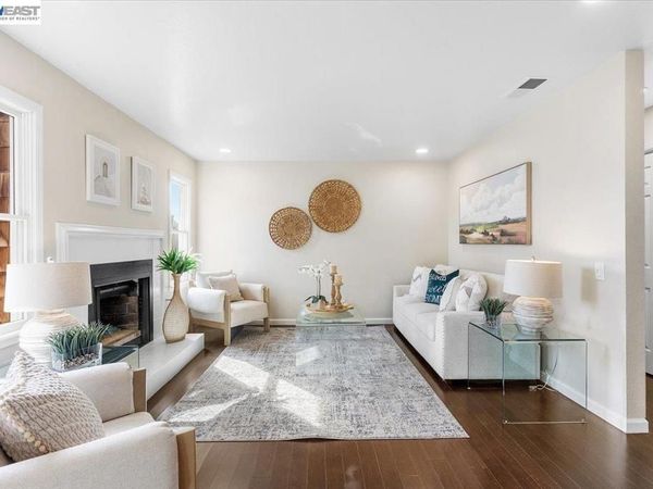 632 CENTRE COURT, Alameda, CA 94502