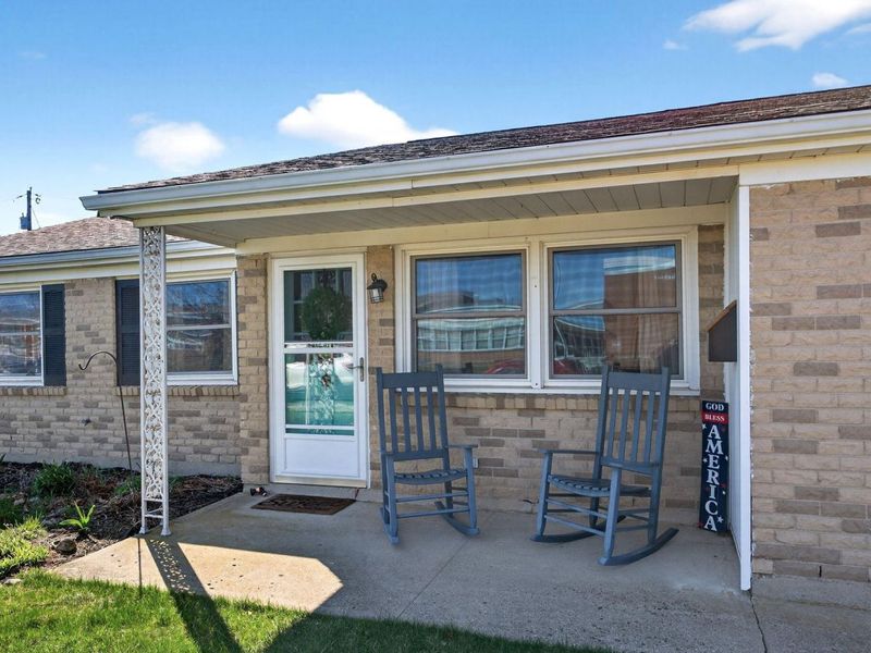 916 Mystic Lane, Troy, OH 45373 Photo 4