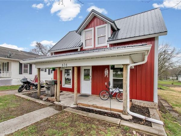 616 E 3rd Street, Cameron, MO 64429