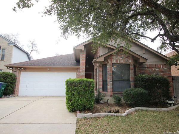 1023 HEDGESTONE DR, San Antonio, TX 78258