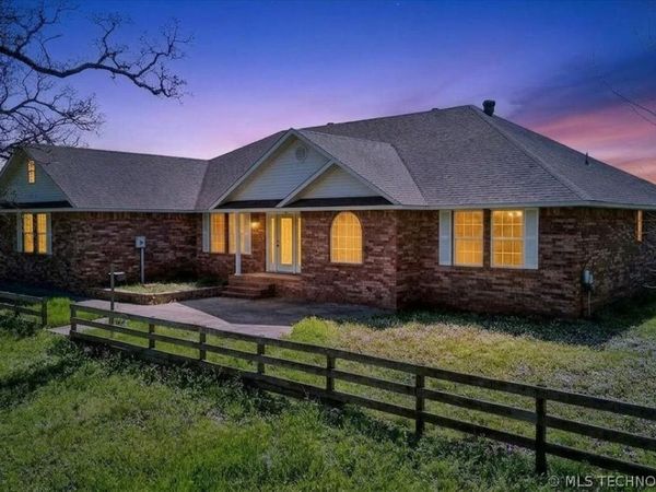 24405 Brazil Creek Loop, Shady Point, OK 74956