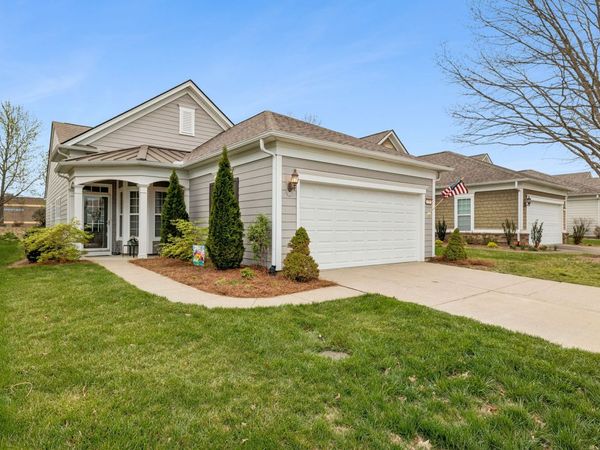 176 Old Towne Dr, Mount Juliet, TN 37122