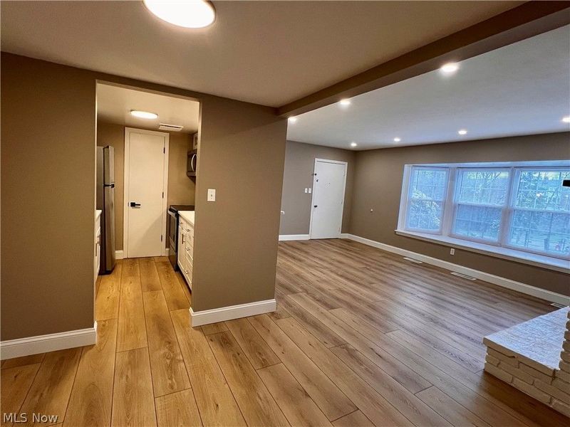 6910 Carriage Hill Drive, Unit 101, Brecksville, OH 44141 Photo 8