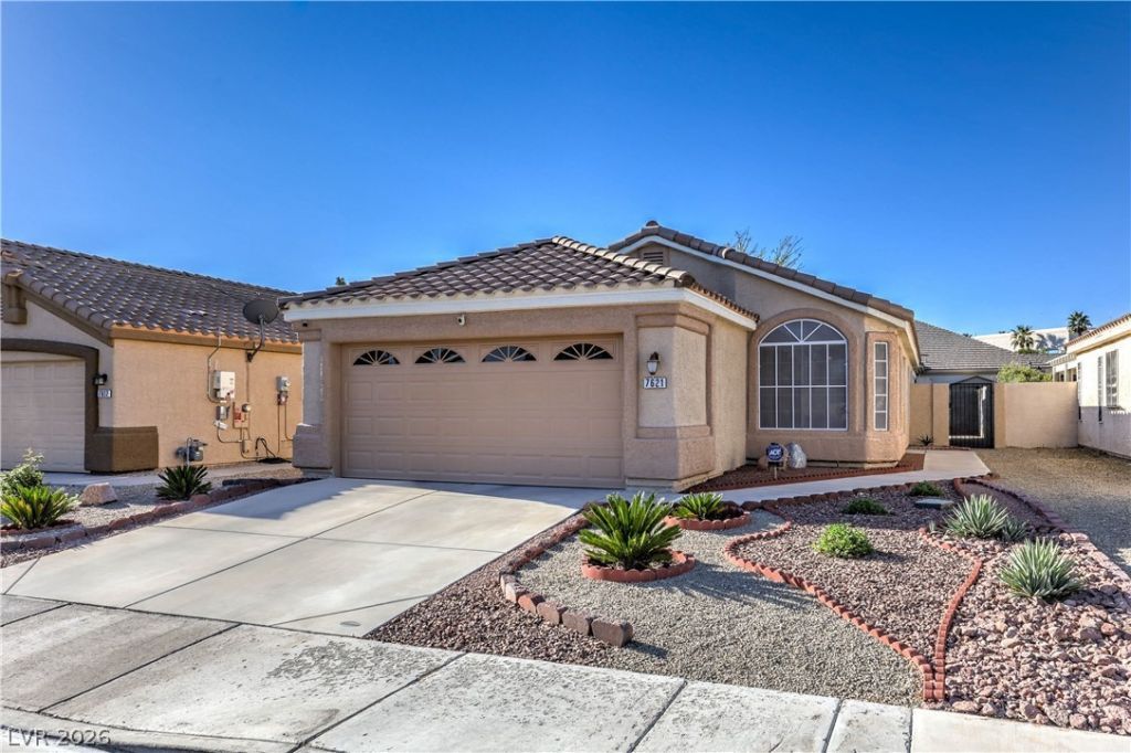 7621 Buckskin Avenue, Las Vegas, NV 89129 Main Photo