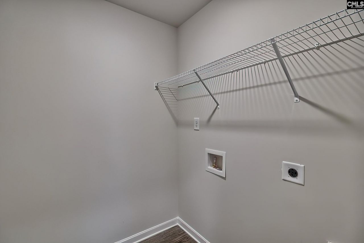 560 Corkscrew Lane Photo 15