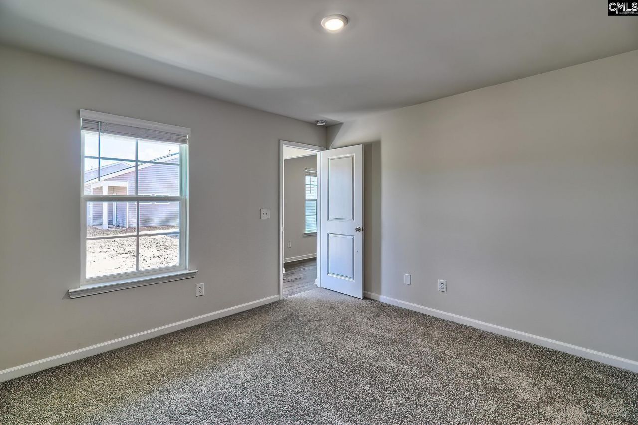 560 Corkscrew Lane Photo 19