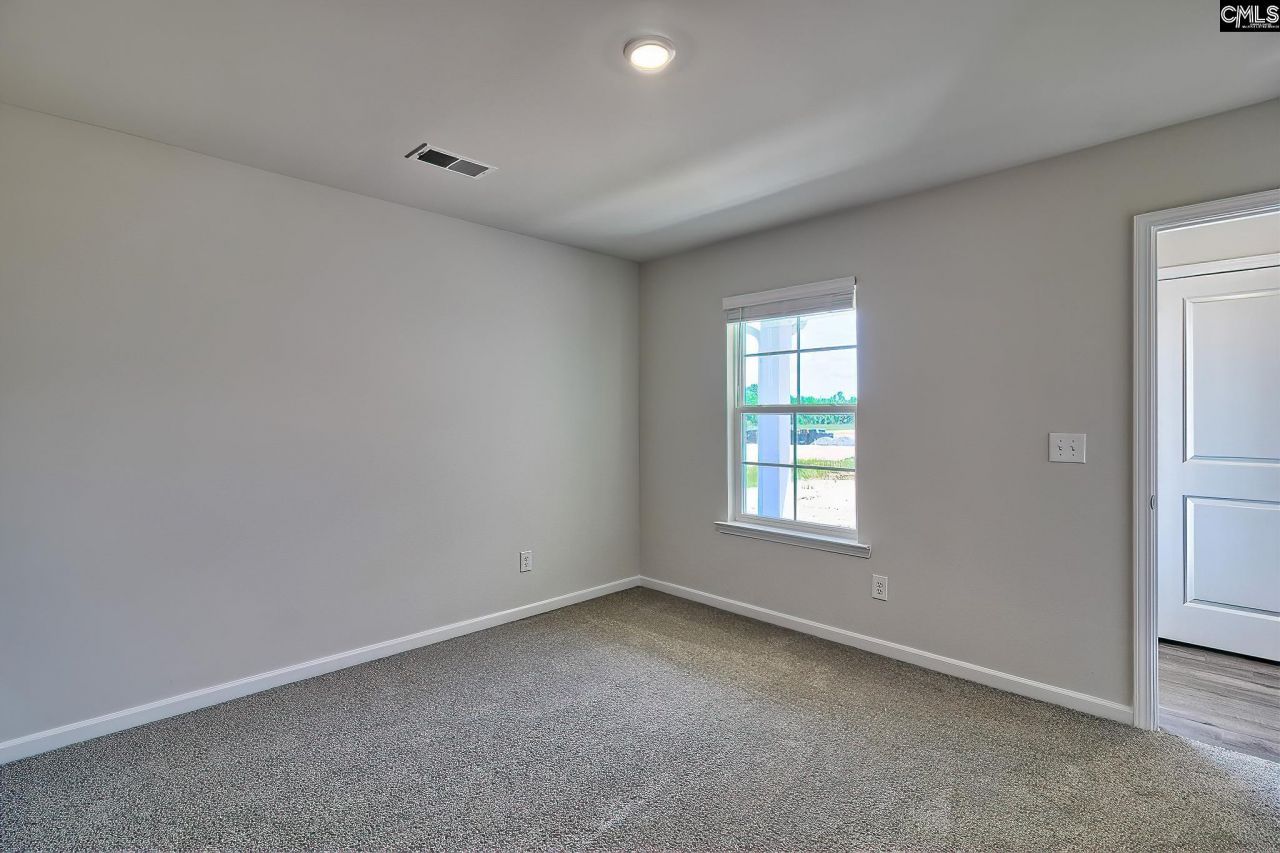 560 Corkscrew Lane Photo 20