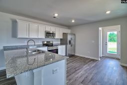 560 Corkscrew Lane photo 4