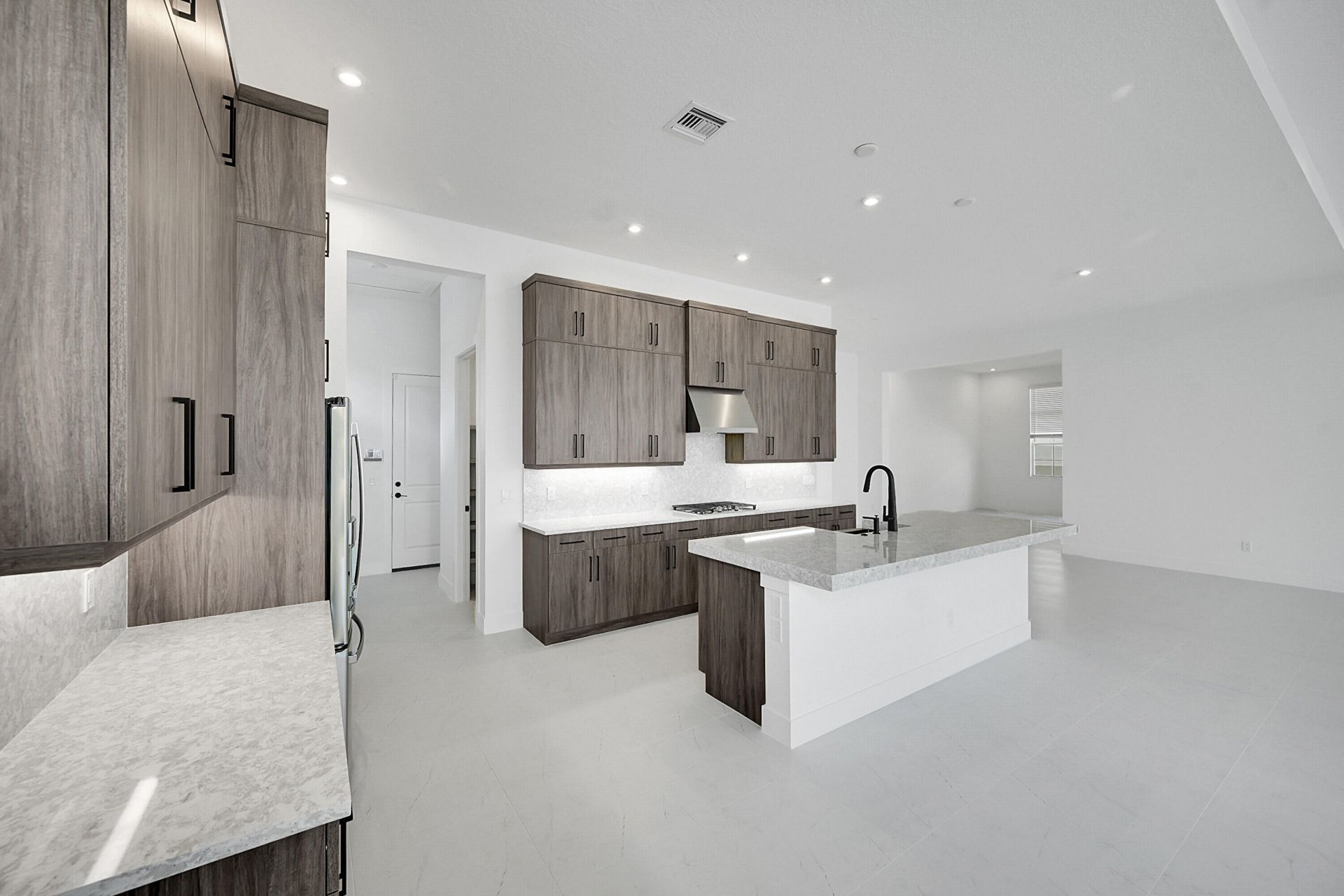 9524 St Germain Drive, Palm Beach Gardens, FL 33412 Photo