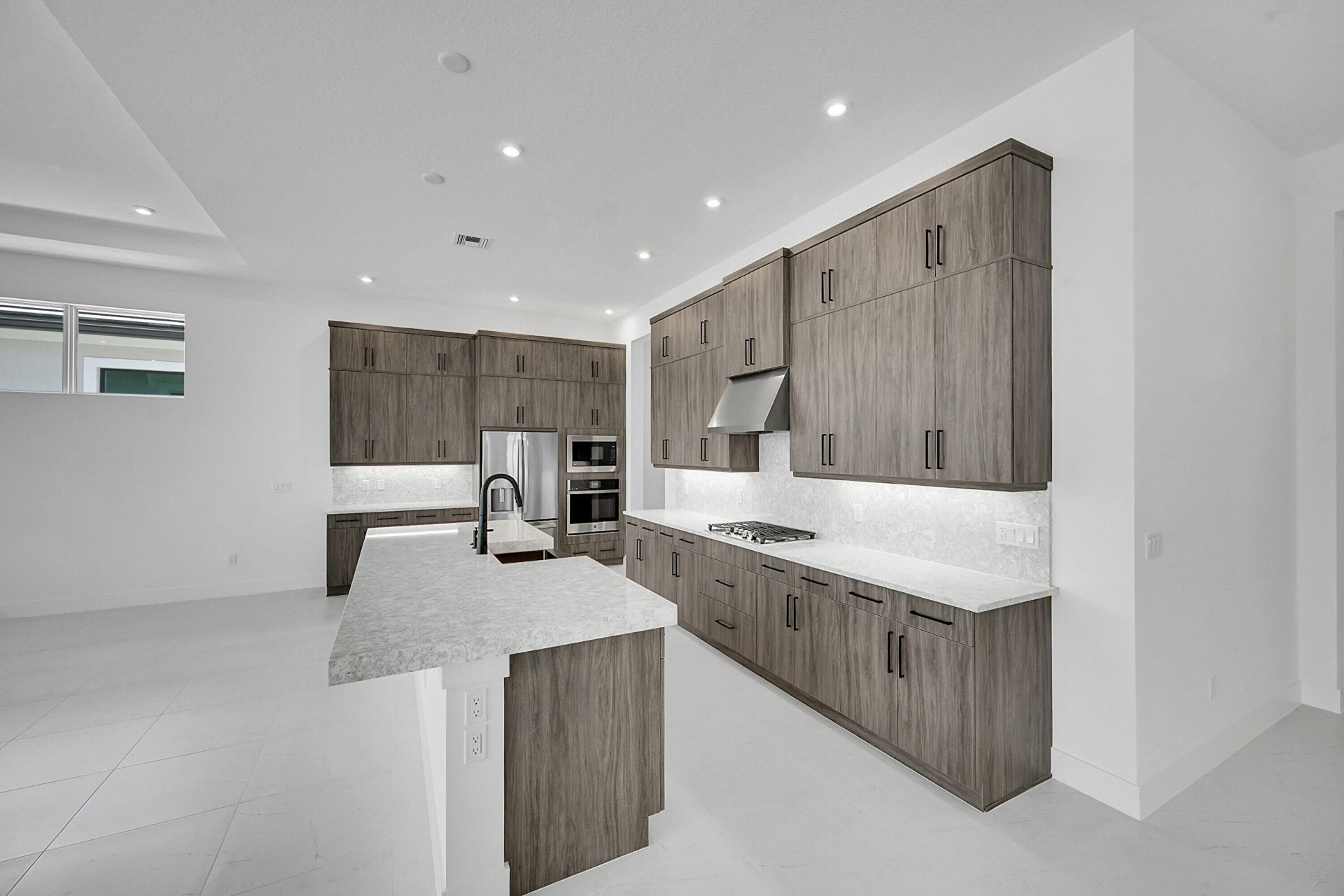 9524 St Germain Drive, Palm Beach Gardens, FL 33412 Photo