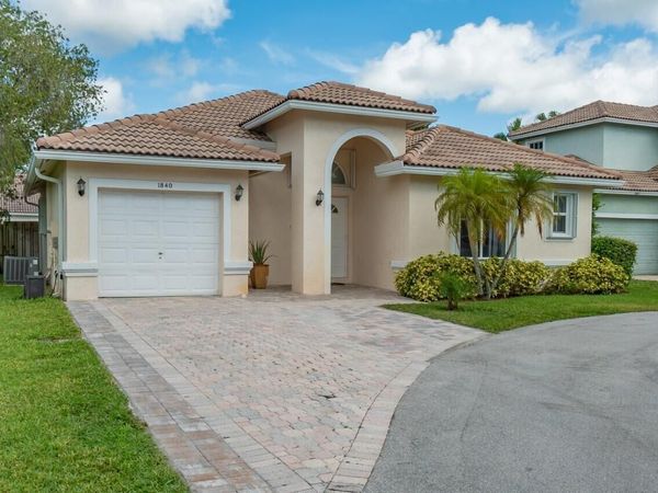 1840 Capeside Circle, Wellington, FL 33414