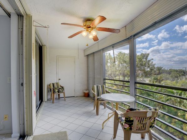 23247 N Barwood Ln Lane N, Unit 305, Boca Raton, FL 33428