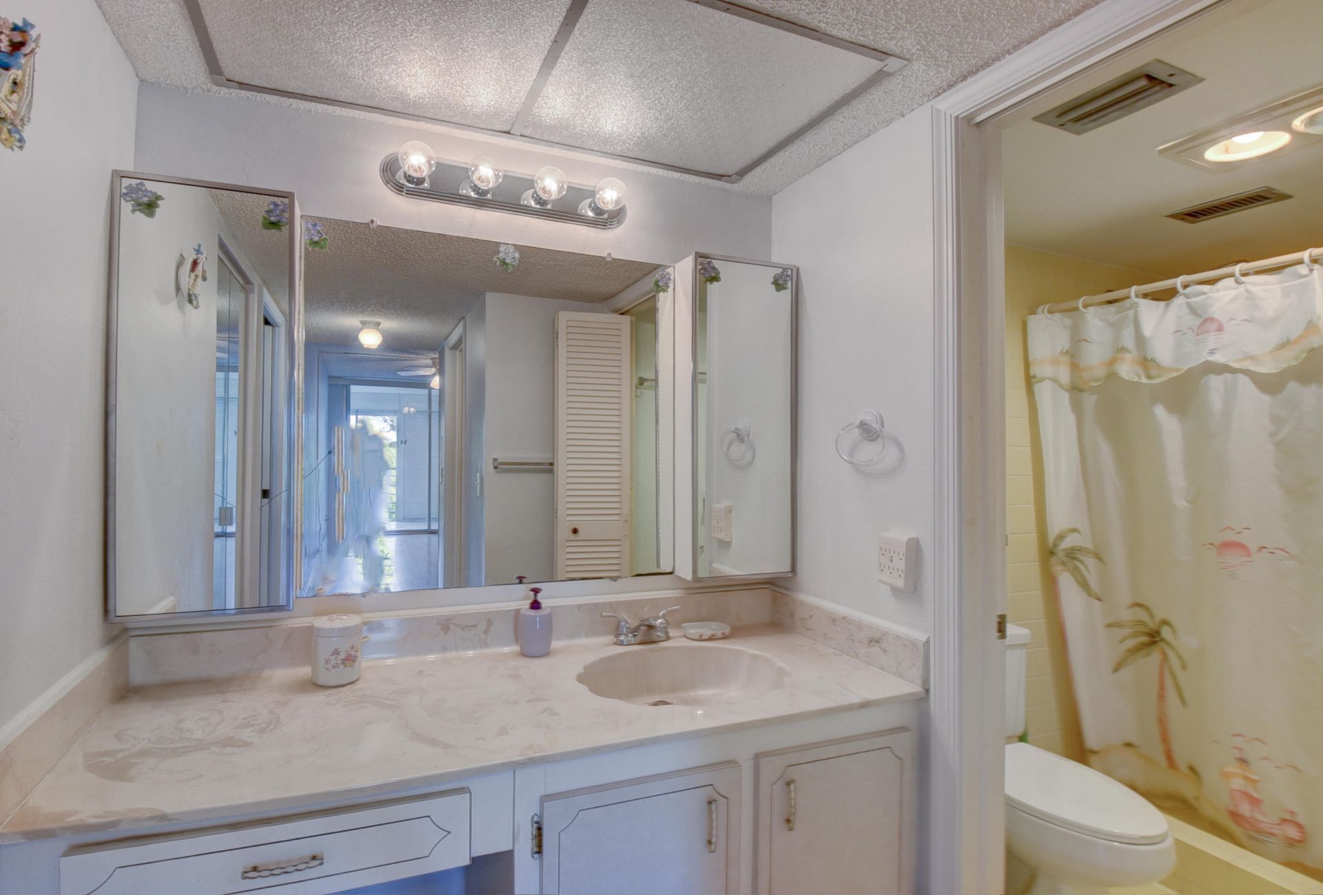 23247 N Barwood Ln Lane N, Unit 305, Boca Raton, FL 33428 Photo