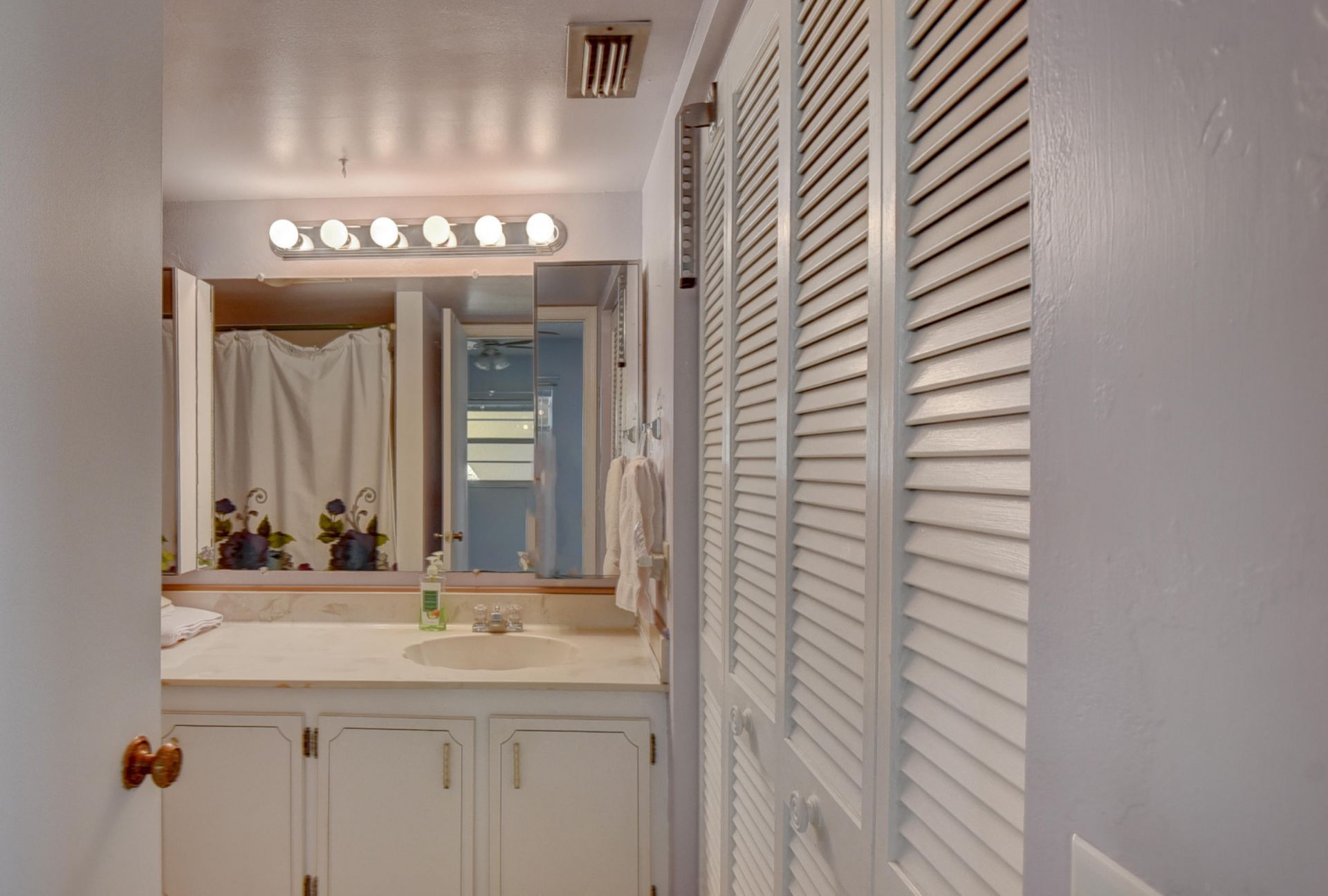 23247 N Barwood Ln Lane N, Unit 305, Boca Raton, FL 33428 Photo