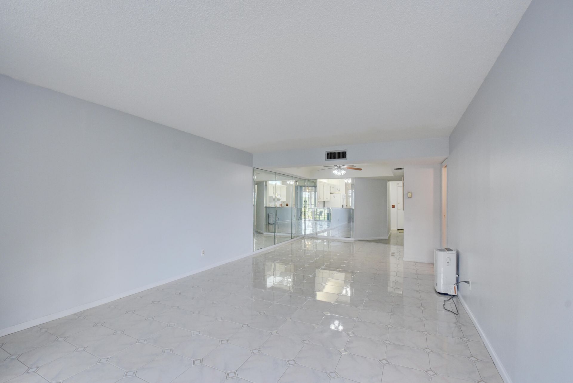 23247 N Barwood Ln Lane N, Unit 305, Boca Raton, FL 33428 Photo