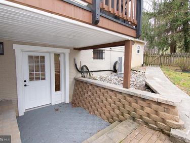 404 TALAHI ROAD SE , VIENNA, VA 22180