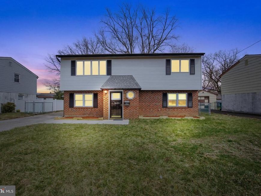 902 Laings Avenue , Bristol, PA 19007 Main Photo