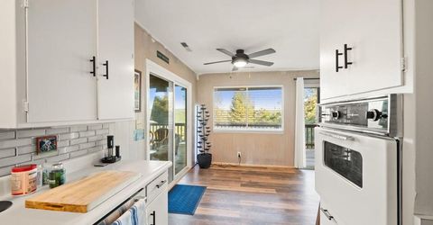 395 Riverview Dr, Auburn, CA 95603 Photo