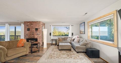 395 Riverview Dr, Auburn, CA 95603 Photo