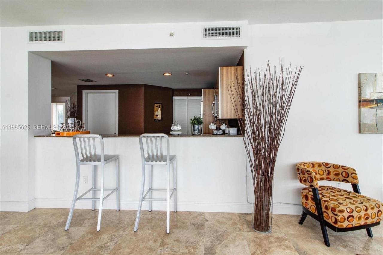 6305 Indian Creek Dr , Unit 5A, Miami Beach, FL 33141 Photo