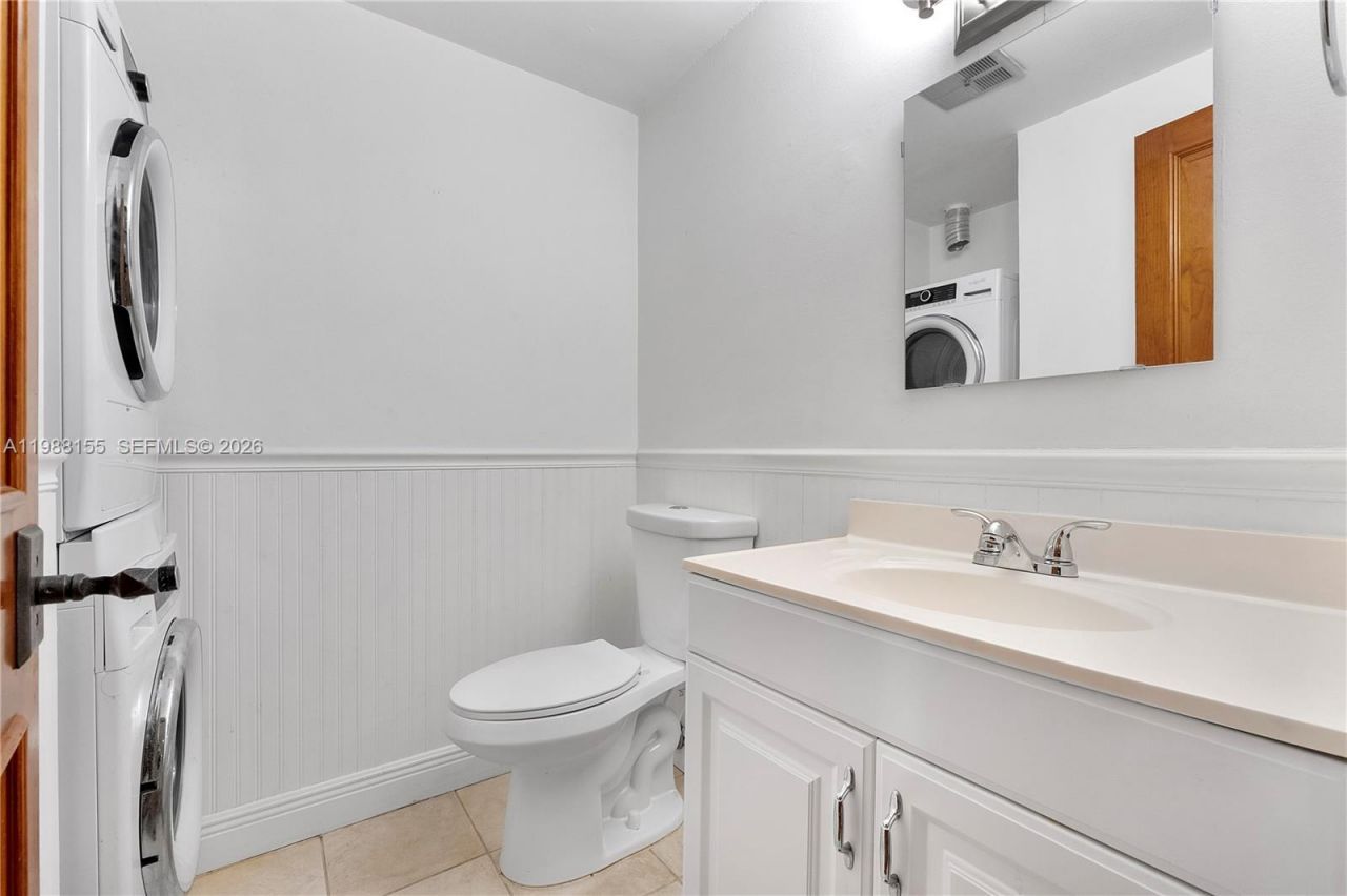 231 Majorca Ave , Unit F, Coral Gables, FL 33134 Photo