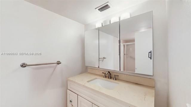 1401 NE 191st St , Unit D117, Miami, FL 33179 Photo