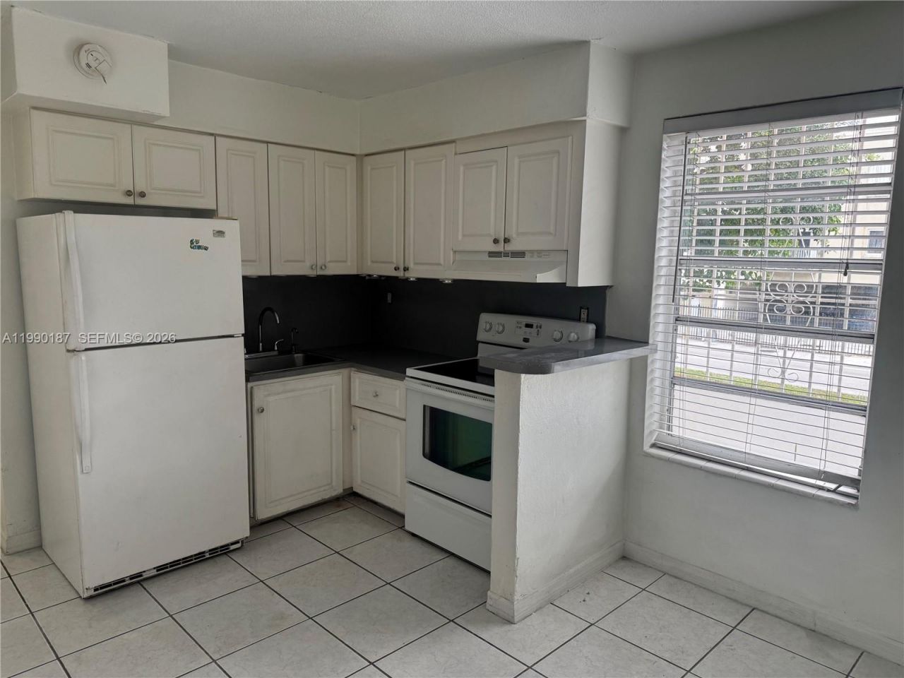 11 SW 32nd Ave, Unit 4, Miami, FL 33135 Photo
