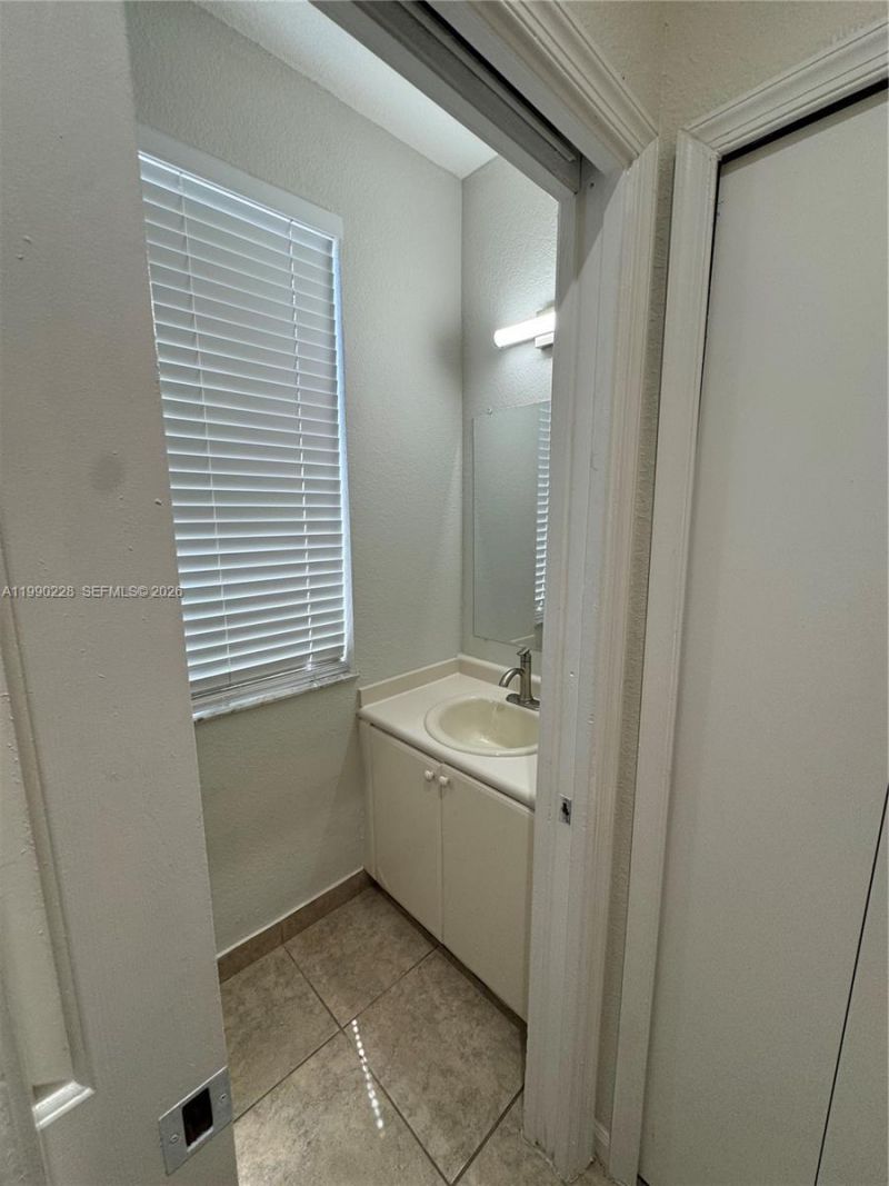 1403 SE 27th Ct , Homestead, FL 33035 Photo