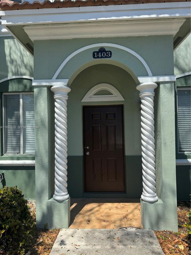 1403 SE 27th Ct , Homestead, FL 33035 Photo