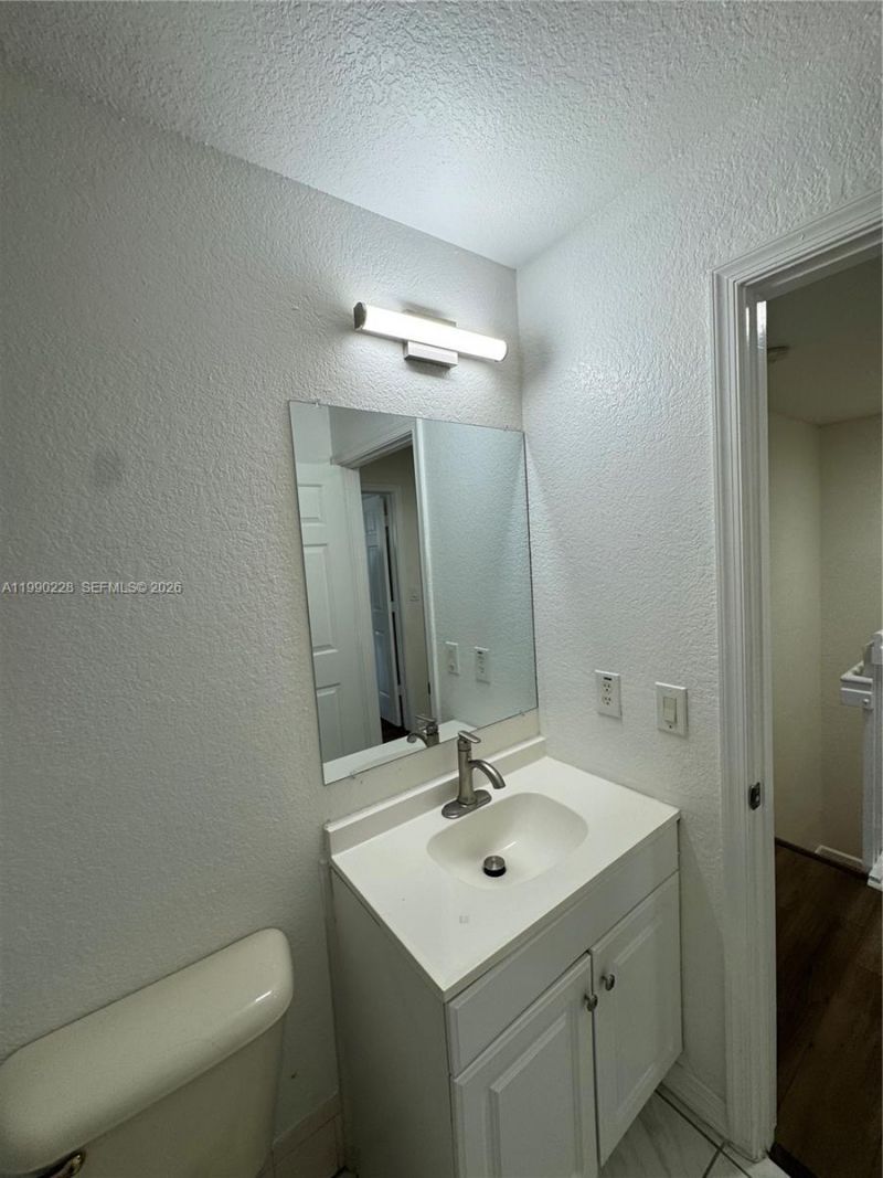 1403 SE 27th Ct , Homestead, FL 33035 Photo