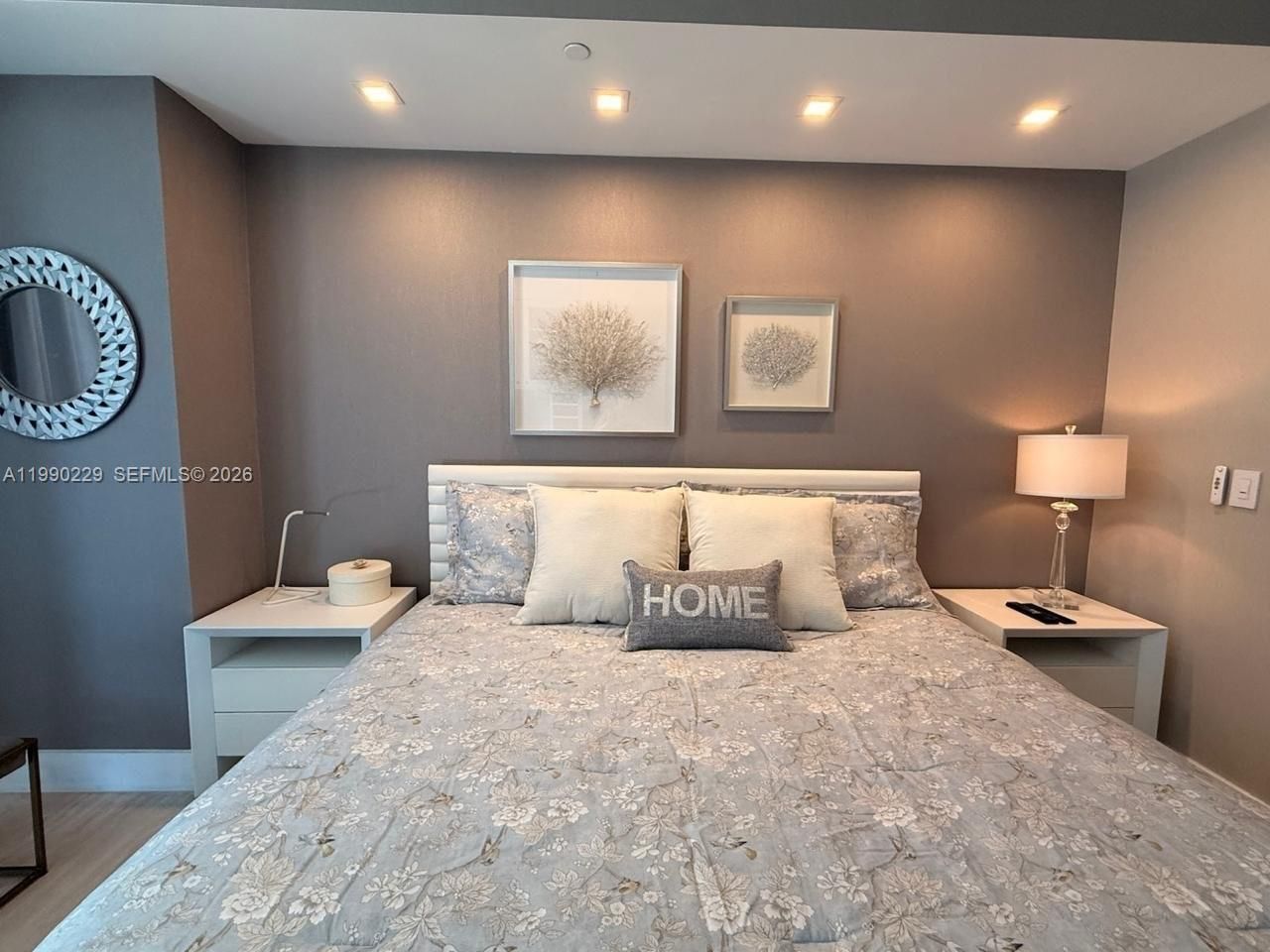 45 SW 9th St, Unit 1401, Miami, FL 33130 Photo