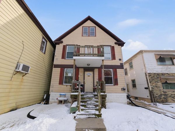 6205 W Mitchell STREET, Unit 6207, West Allis, WI 53214