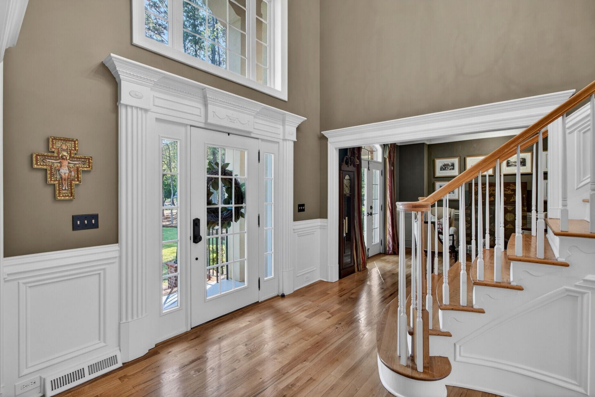 2992 Pignatelli Crescent Photo 11