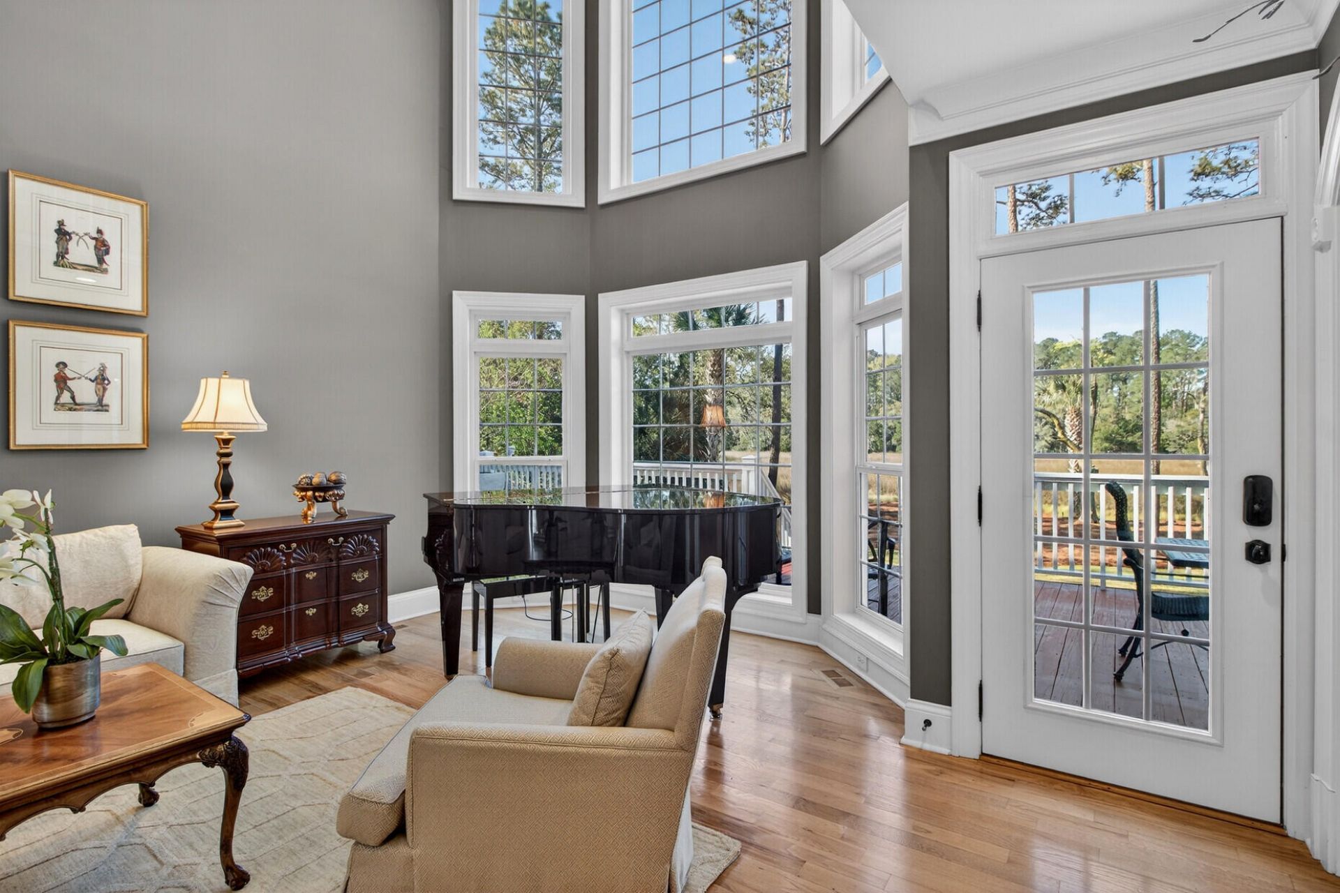 2992 Pignatelli Crescent Photo 22