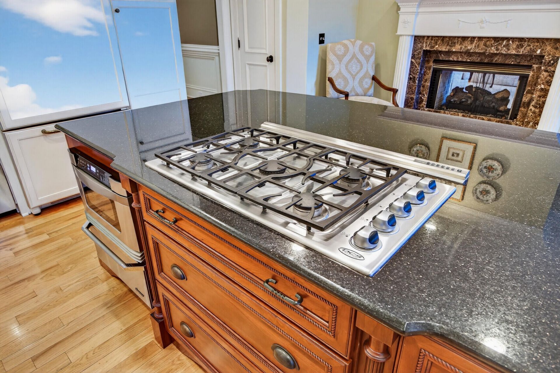 2992 Pignatelli Crescent Photo 27