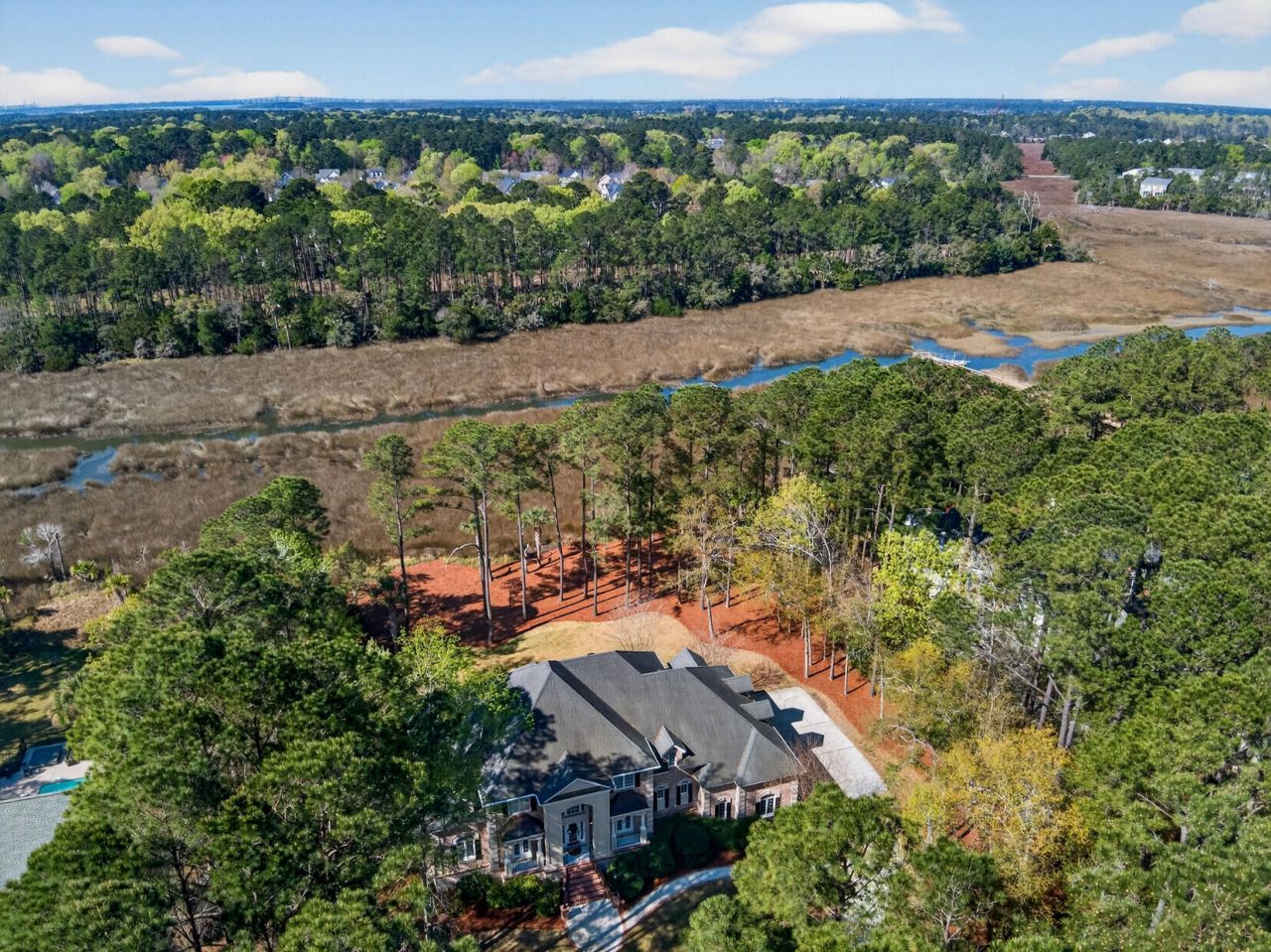 2992 Pignatelli Crescent Photo 4