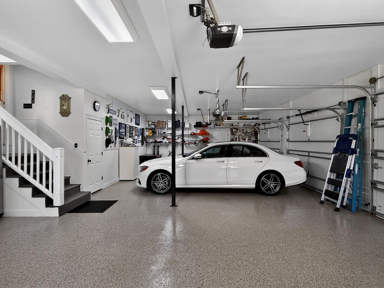 2992 Pignatelli Crescent Photo 81